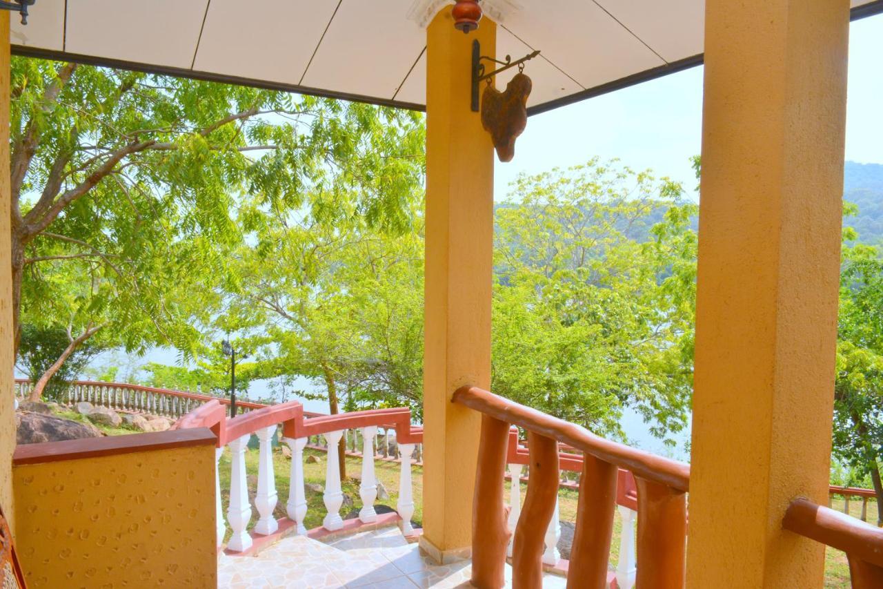 Kodigahawewa Forest Resort Tissamaharama Buitenkant foto