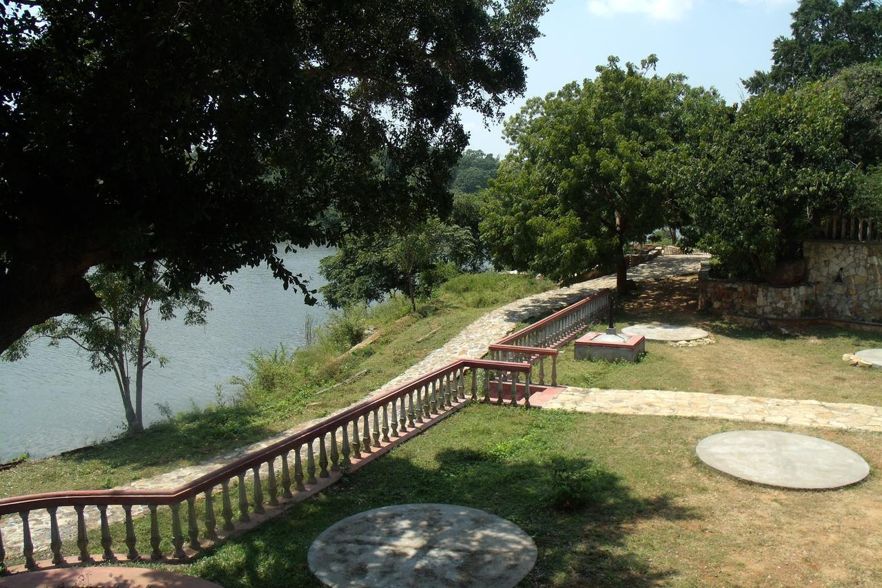 Kodigahawewa Forest Resort Tissamaharama Buitenkant foto